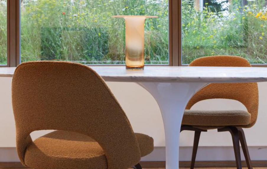 knoll saarinen tafel , knoll conference stoelen
