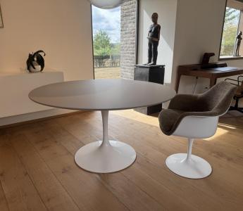 saarinen tafel KNOLL